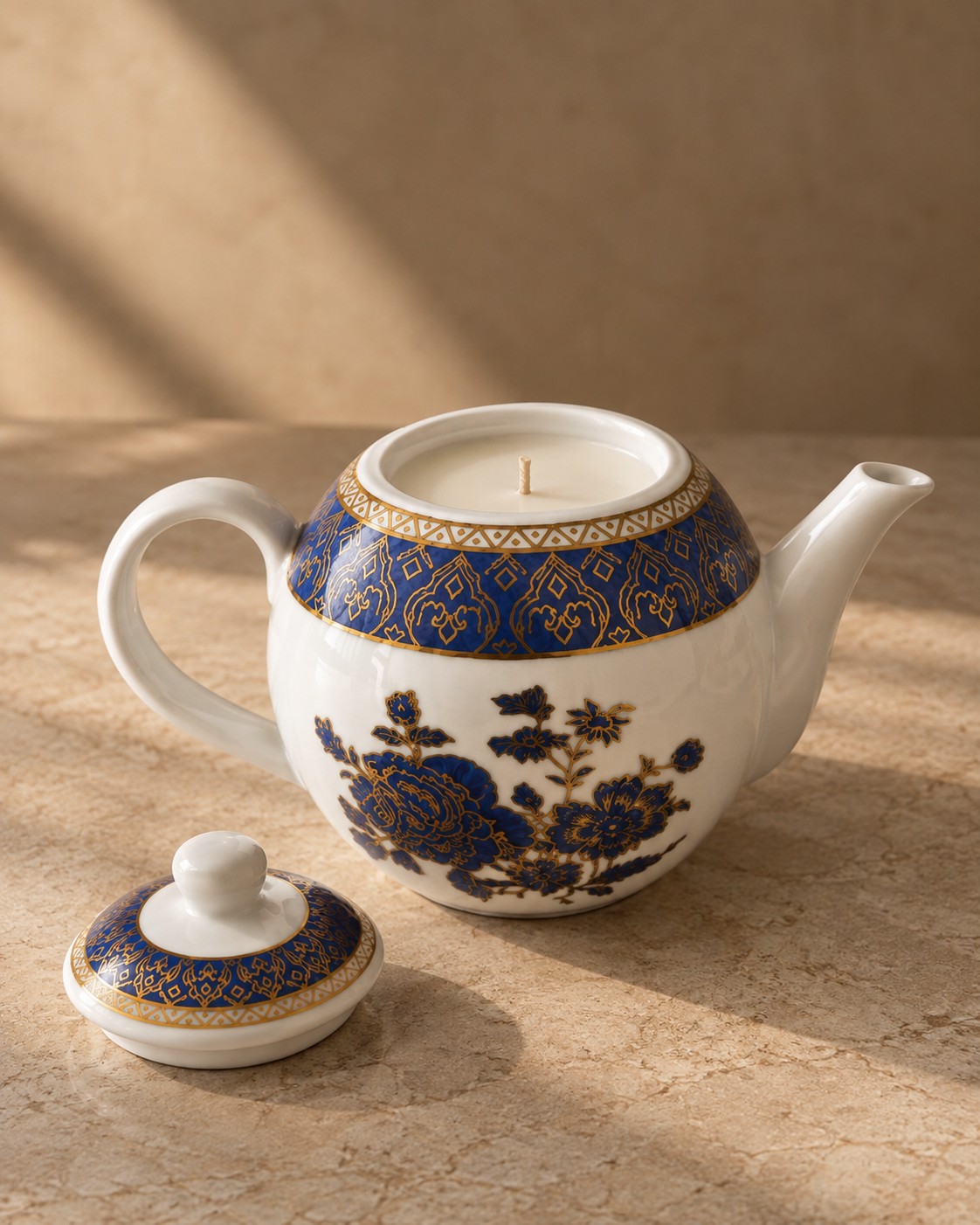 Lidded botanical porcelain teapot