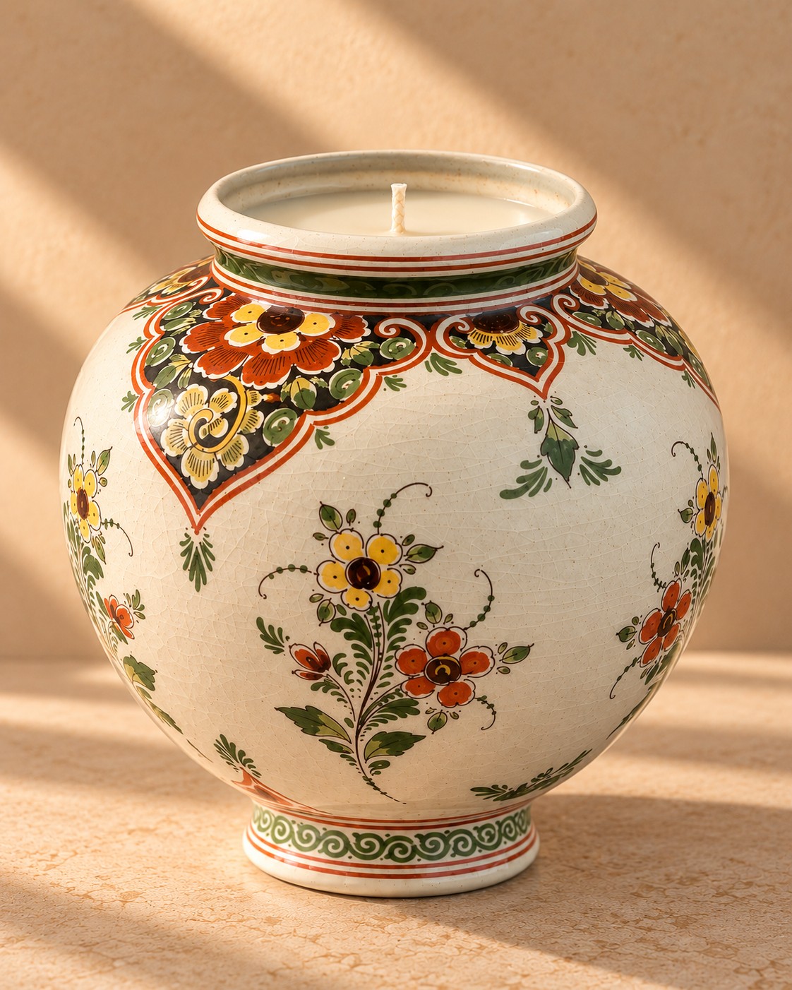 Large Regina Gouda floral vase