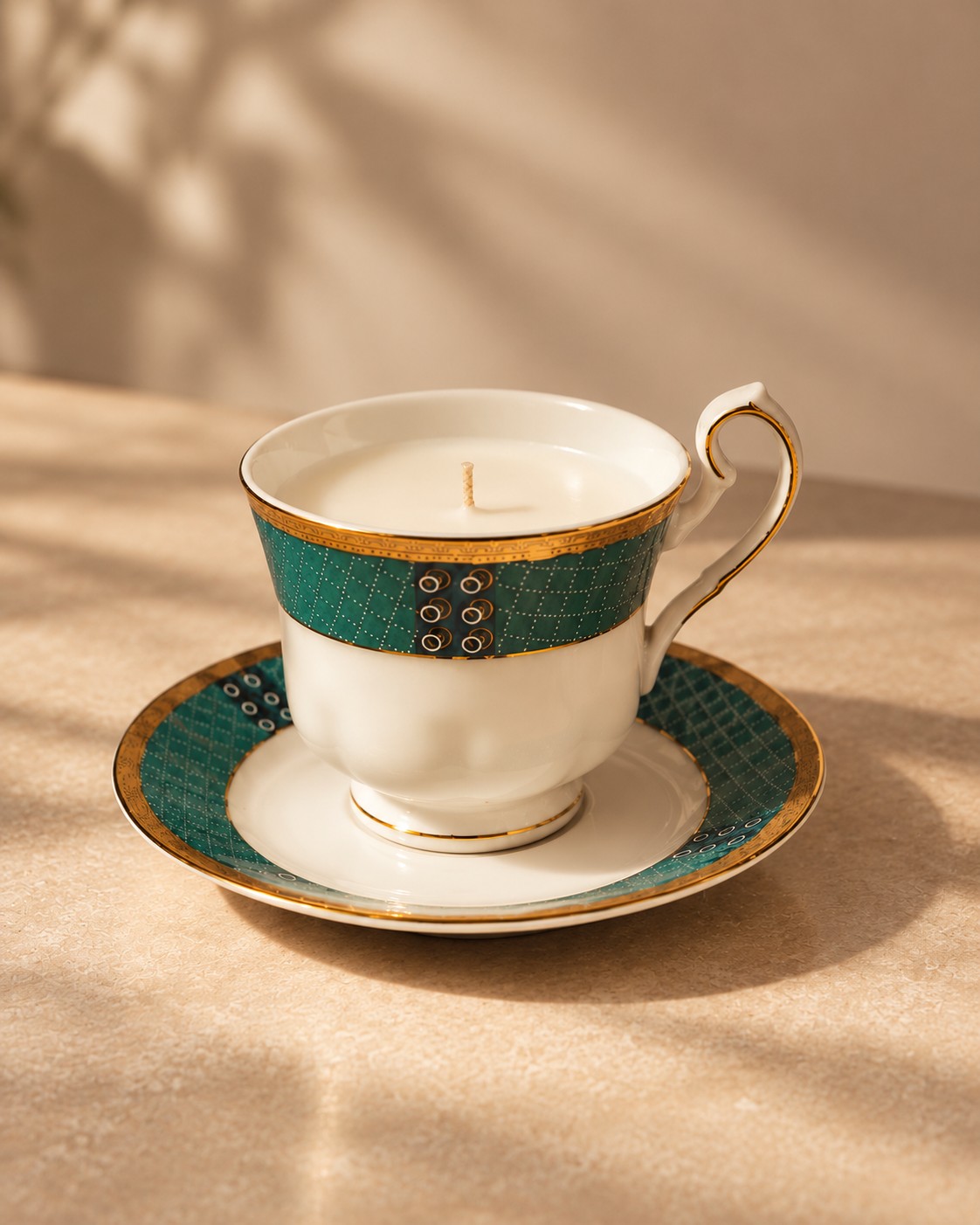 Emerald & gold teacup